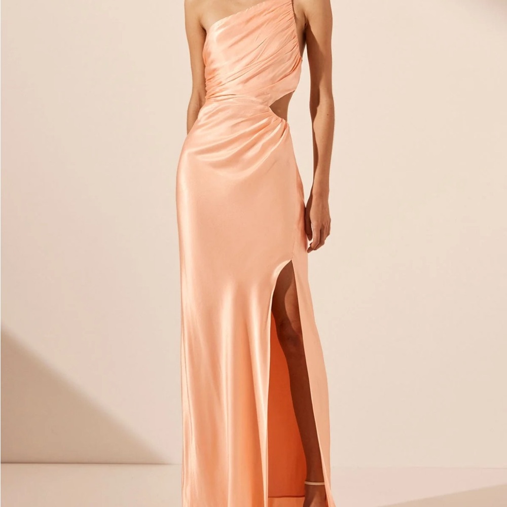 Elegant Peach One-Shoulder Dress